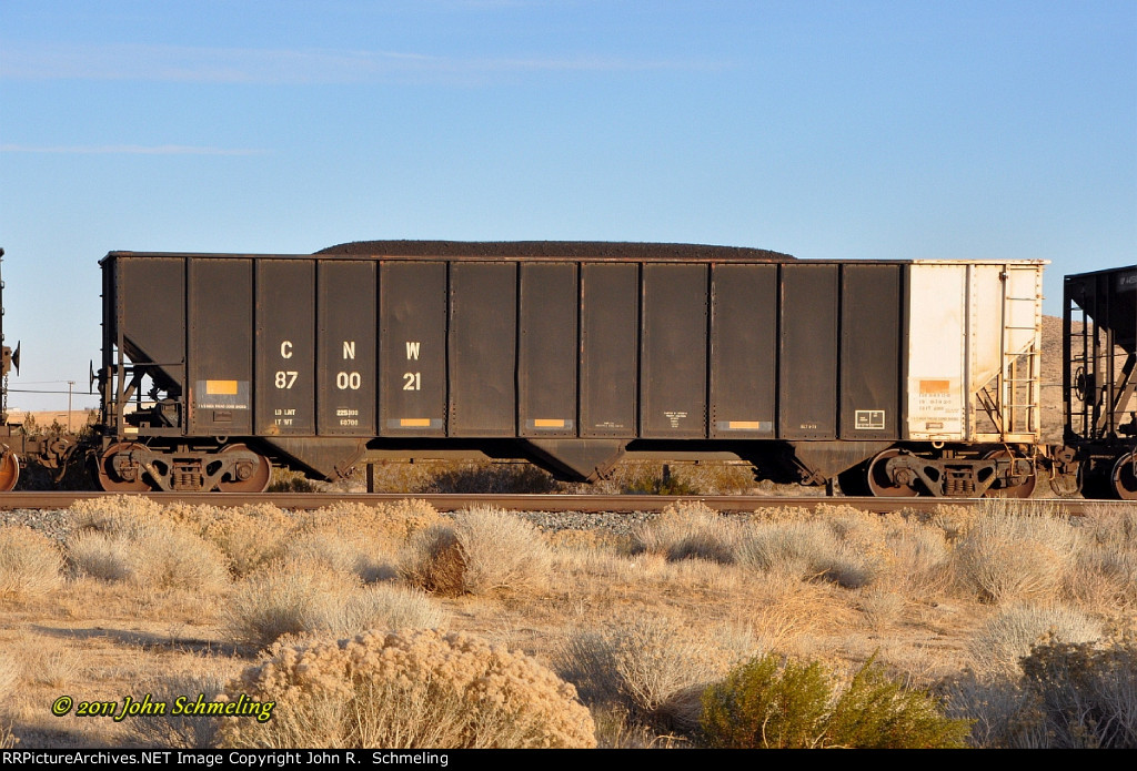 CNW 870021 (ex WP) at Mojave CA. 12/22/2011